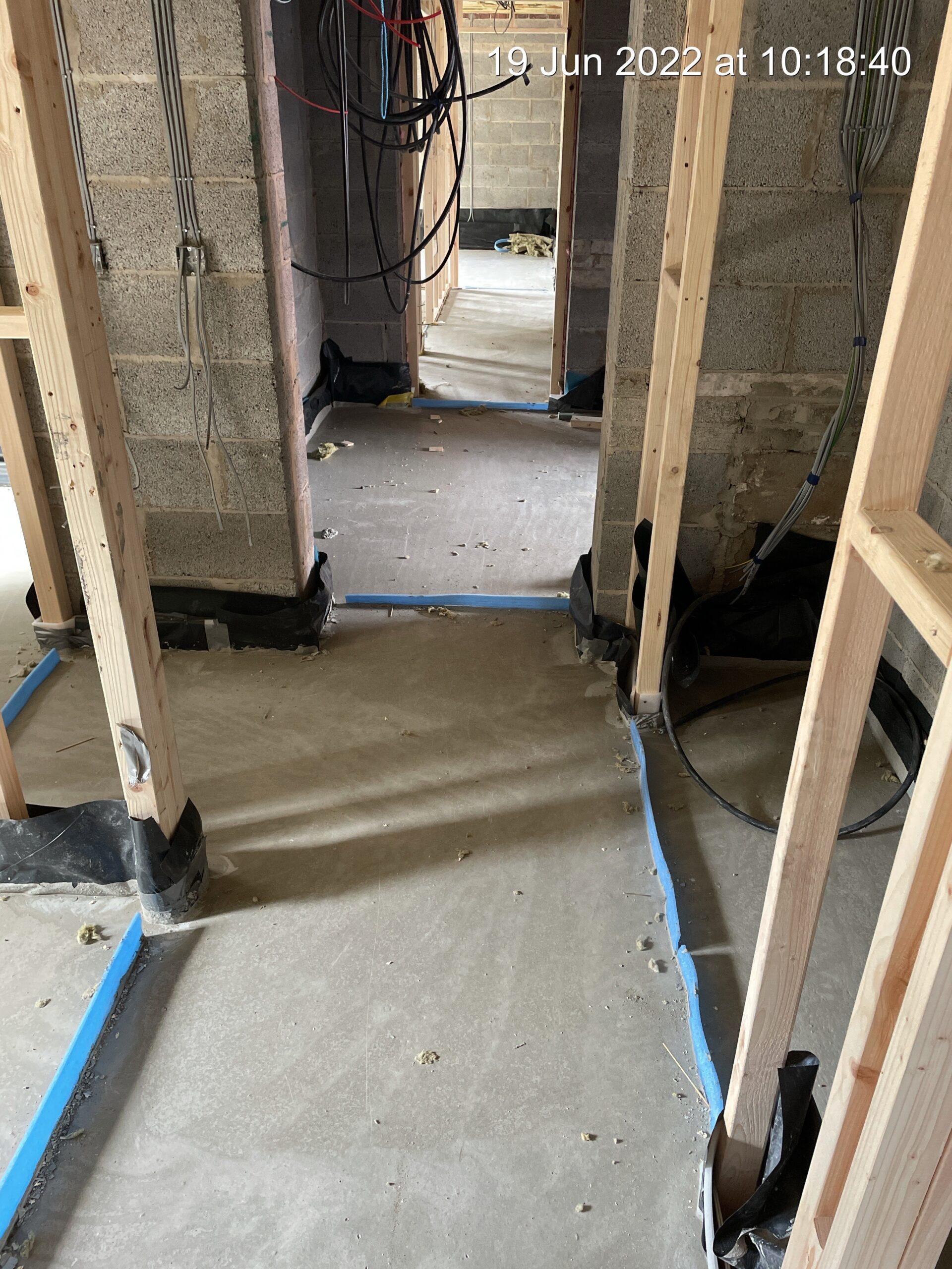 Short term rental flats in Goole ideal for contractors has screed installed